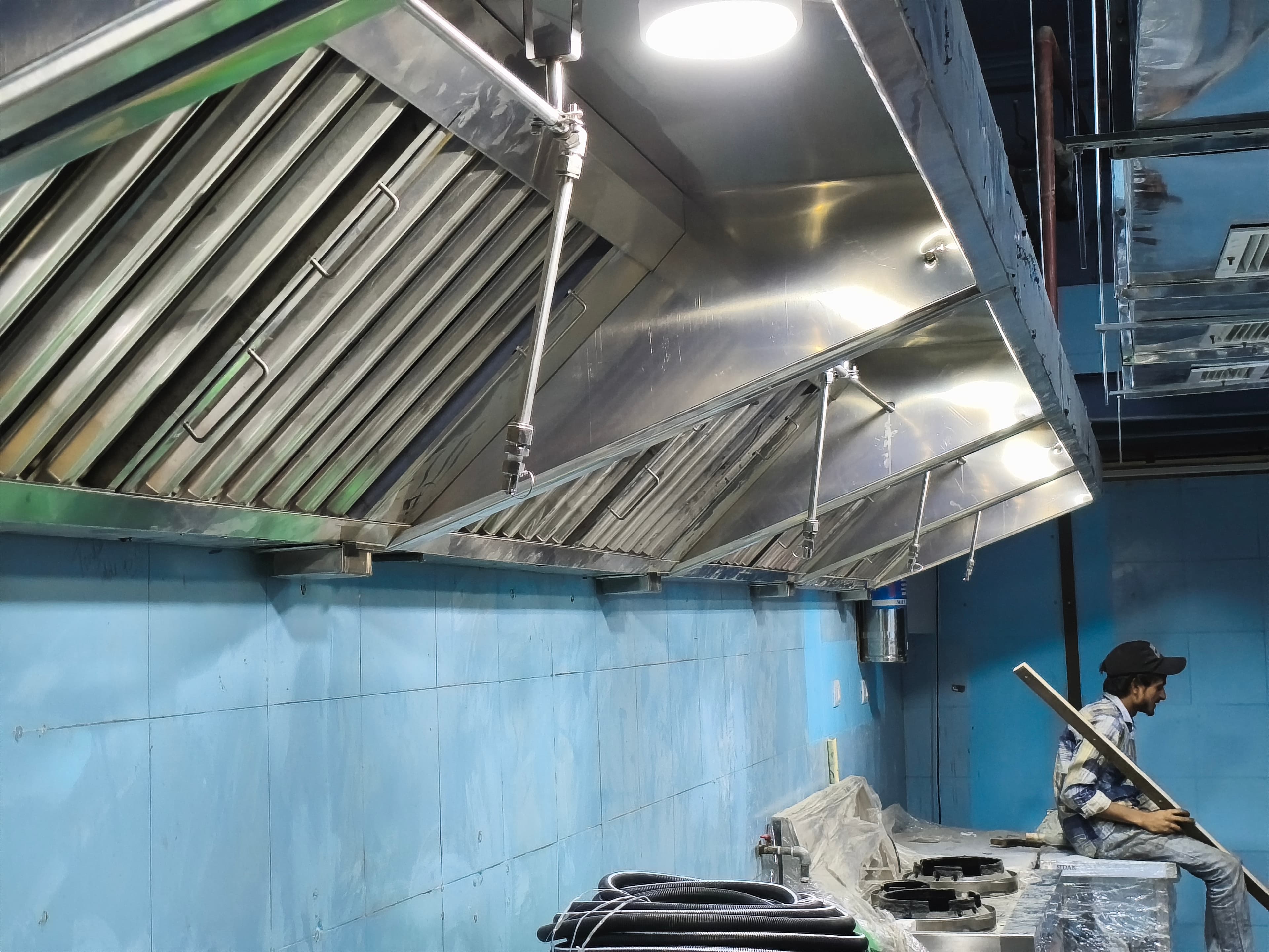 Commercial kitchens: wet chemical suppression installation